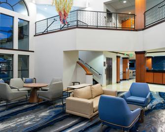Fairfield Inn & Suites Santa Cruz - Capitola - Capitola - Lounge