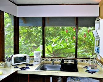 Jungle Like Oasis in San Ignacio - Secluded Cabaña Retreat Close to Mayan Ruins - San Ignacio - Liikekeskus
