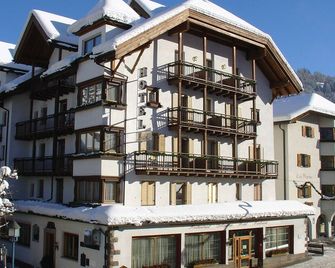 Hotel Dolomiti Madonna - אורטיסיי - בניין