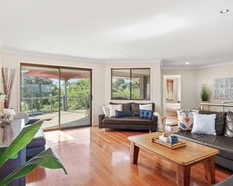 105 Ocean Drive - Evans Head - Sala de estar