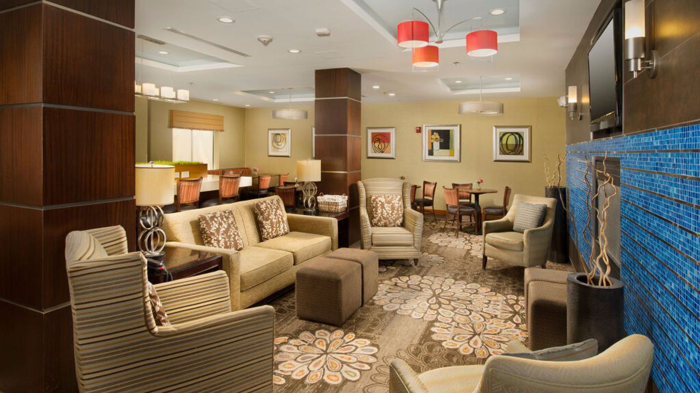 Holiday Inn Express & Suites Columbia East - Elkridge By IHG