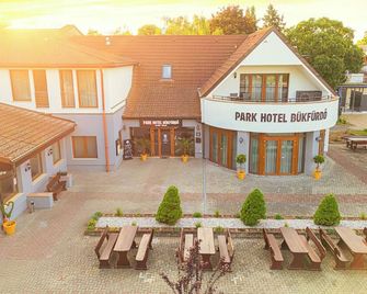 Buekfuerdo Apartmanhaz - Bük - Building