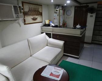Gaius Inn - Manila - Lễ tân