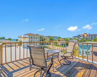 Carousel Suites -Redington Shores - Redington Shores - Balcone
