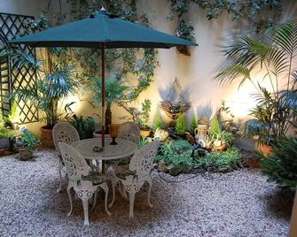 Port Royal Hotel - Paris - Patio