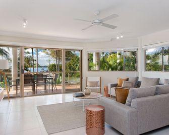 Offshore Noosa Resort - Noosaville - Sala de estar