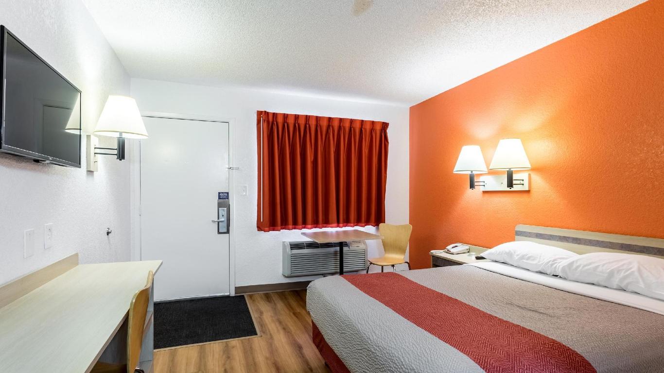 โมเทล 6 แอลบูเคอร์คี นิวเม็กซิโก - เซาท์ - สนามบิน