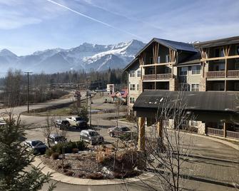 Cozy Studio in Silver Rock Condominium - Fernie - Building