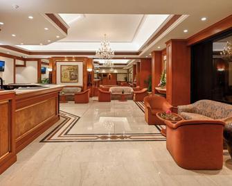Fariyas Hotel - מומבאי - לובי