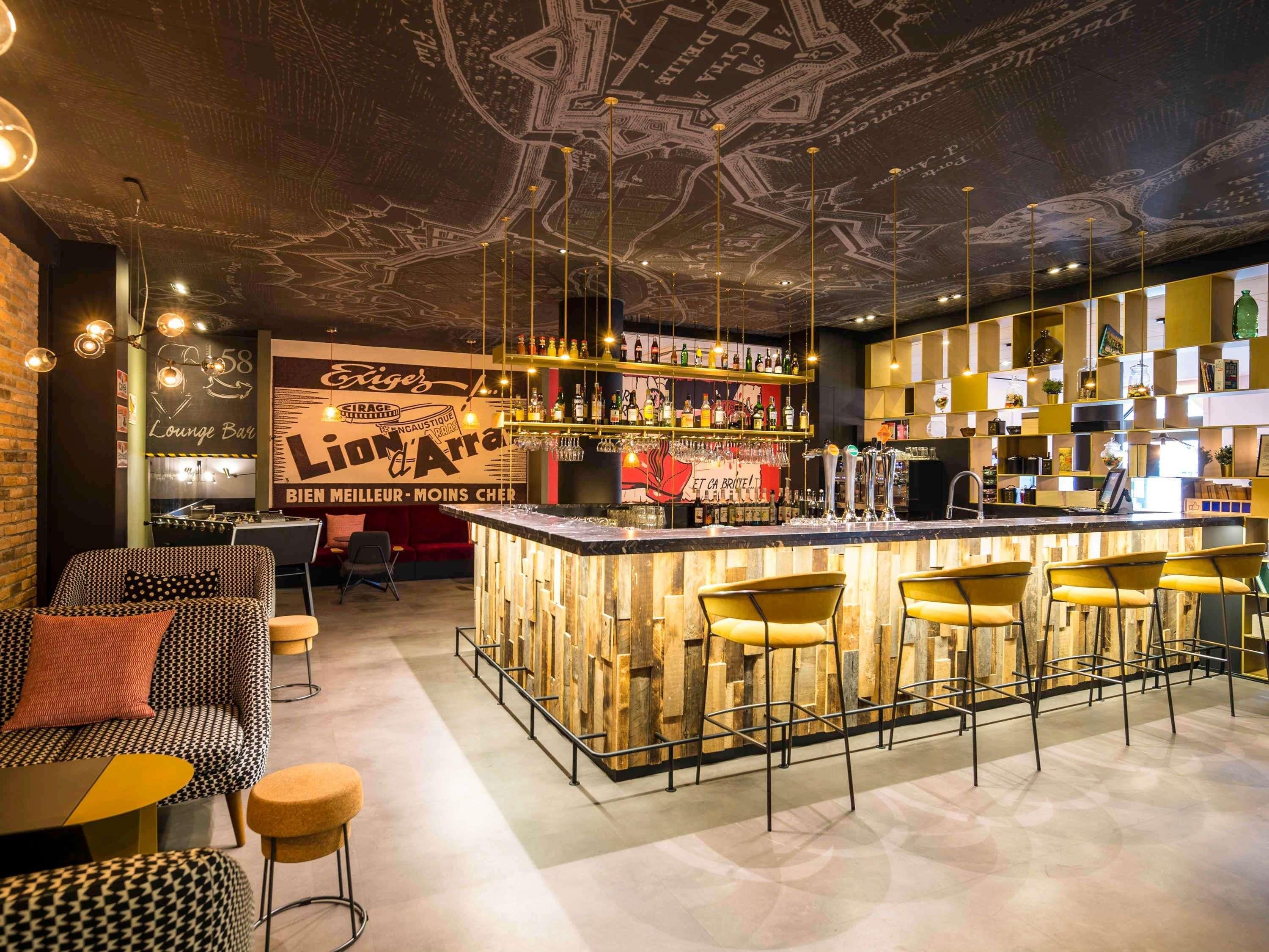 ميركيور أراس سنتر جار