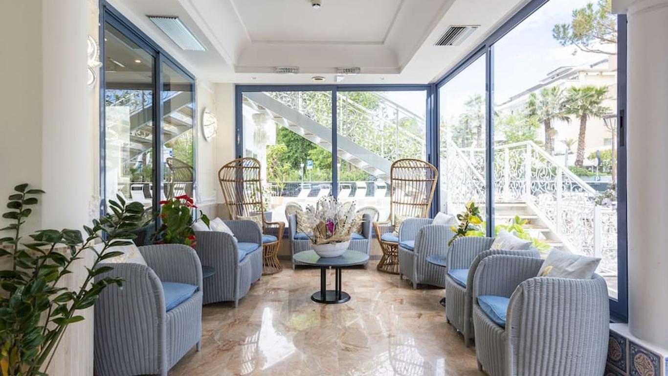Royal Boutique Hotel