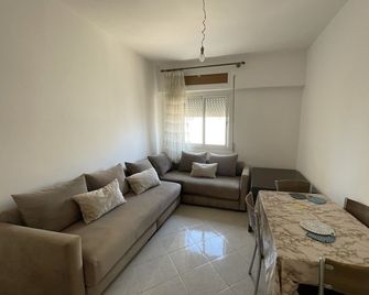 Welcome to our apartment. - Al Hoceïma - Salon