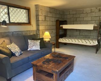 Scenic cabin in Carson National Forest - Ranchos de Taos - Living room