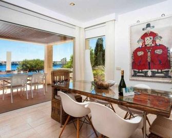 Villa Lantana - Class And Style With Incredible Views Over Mahon Harbour - Mahón - Comedor