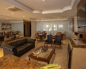 Lizon Curitiba Hotel - Curitiba