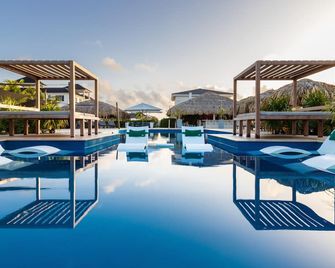 Grand Windsock Bonaire - קרלנדיק - בריכה