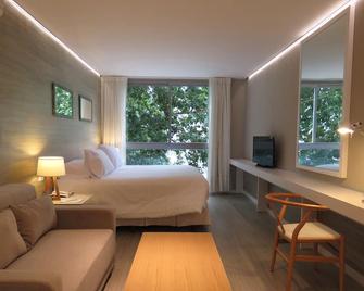 Smart Hotel Montevideo - Montevideo - Bedroom