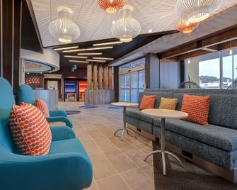 Tru by Hilton Lithia Springs - Lithia Springs - Lounge