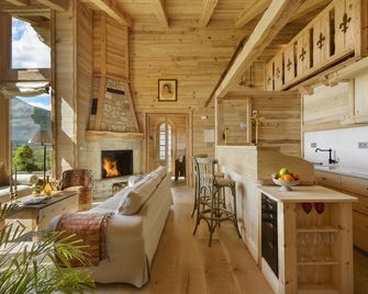 Hotel Viñas de Lárrede - Sabiñánigo - Living room