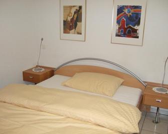 Gasthaus zur Sonne - Dornach - Camera da letto