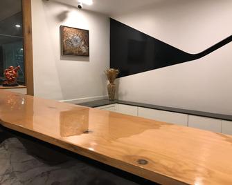 Sitaram Inn - Bhadrāchalam - Front desk