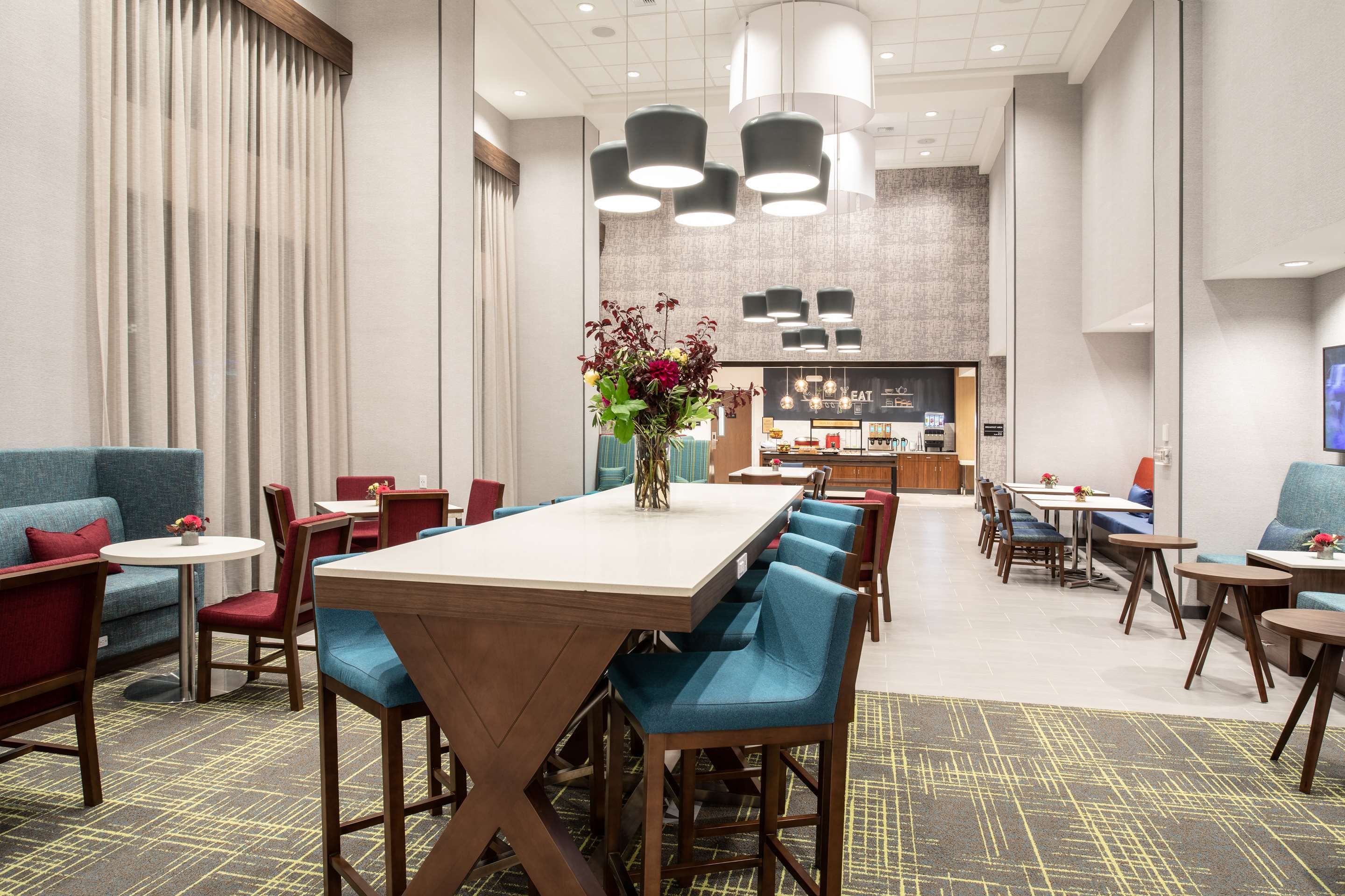 Restaurant view of Hampton Inn & Suites Watsonville