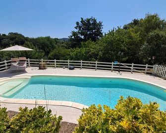 Bed & Breakfast Parco di Veio - Formello - Piscina