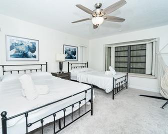 Waterfront Villa Heated Pool Spa Walk To Beach - Fort Lauderdale - Bedroom