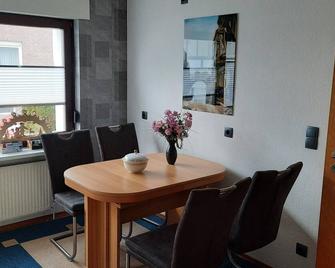 Vacation apartment for rent in Höxter. 3 room apartment - Höxter - Essbereich