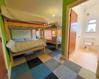 Basecamp Wales - קרנרפון - חדר שינה