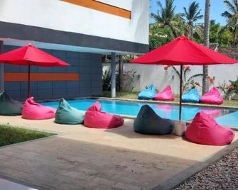 Maza Soda Resort - Gili Trawangan - Pool