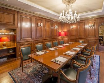 Grotthuss Boutique Hotel - וילנה - חדר ישיבות