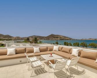 Villa Bellonia - Naousa - Balcón