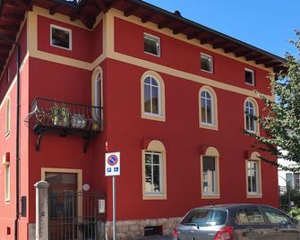Nine Rooms Shared - Trento - Building