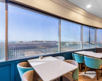 Quality Inn and Suites Lake Havasu City - Lake Havasu City - Restaurant