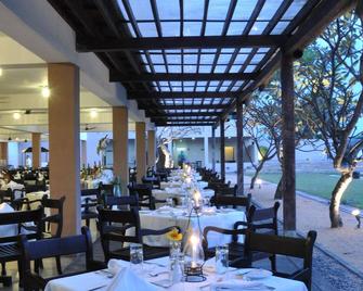 Pegasus Reef - A Beach Resort in Colombo - Wattala - Restaurante