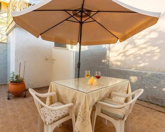 Pylos Sunset Retreat with Panoramic Sea Views - Pylos - Balcón