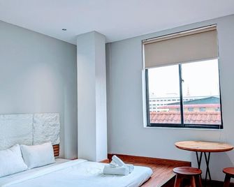 Tonle Hostel - Phnom Penh - Bedroom