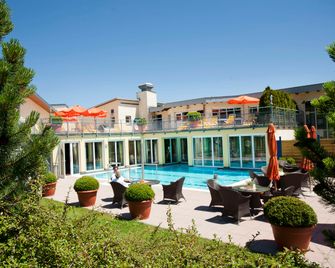 Wellness- & Nationalpark Hotel Schliffkopf, BWSC - Baiersbronn - Pool