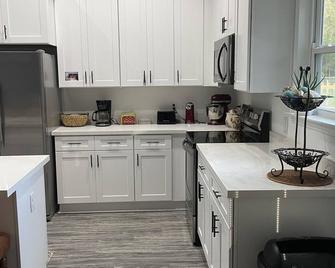 Entire Brand New house in historic Monticello Fl - Monticello - Keuken