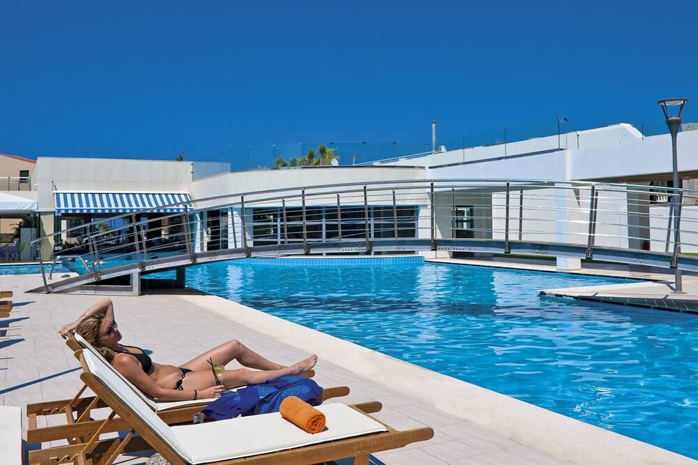 أوليدا بيتش باي سمايل هوتلز