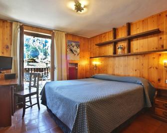 Hotel Cristallo - Courmayeur - Phòng ngủ
