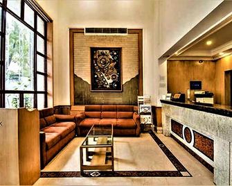 Hotel Metro Manor - Madrás - Lobby