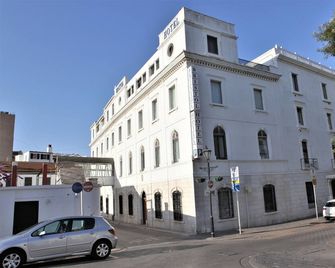 Bristol Hotel - Gibraltar - Edificio