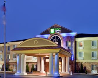 Holiday Inn Express & Suites Farmington - Farmington - Gebäude