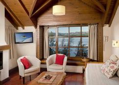 Pailahue Lodge & Cabañas - Bariloche - Pokój dzienny