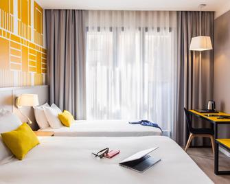 Motel One Madrid-Plaza de España - Madrid - Bedroom