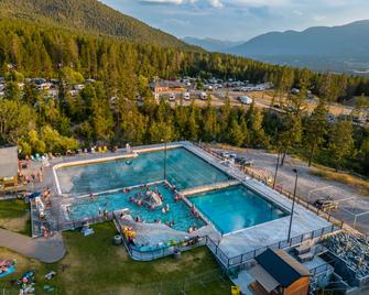 Fairmont Hot Springs Resort - Fairmont Hot Springs - Pool