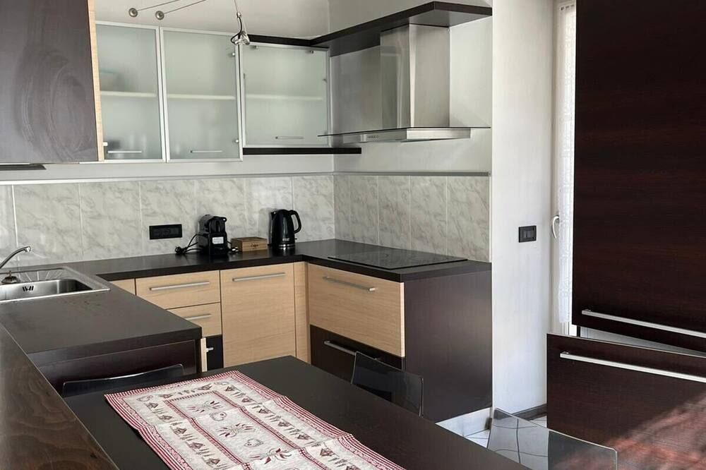 Bright and comfortable apartment with mountain views. - Ziano di Fiemme - Kitchen