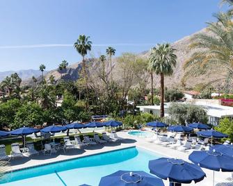Holiday House Palm Springs - פאלם ספירנגס - בריכה